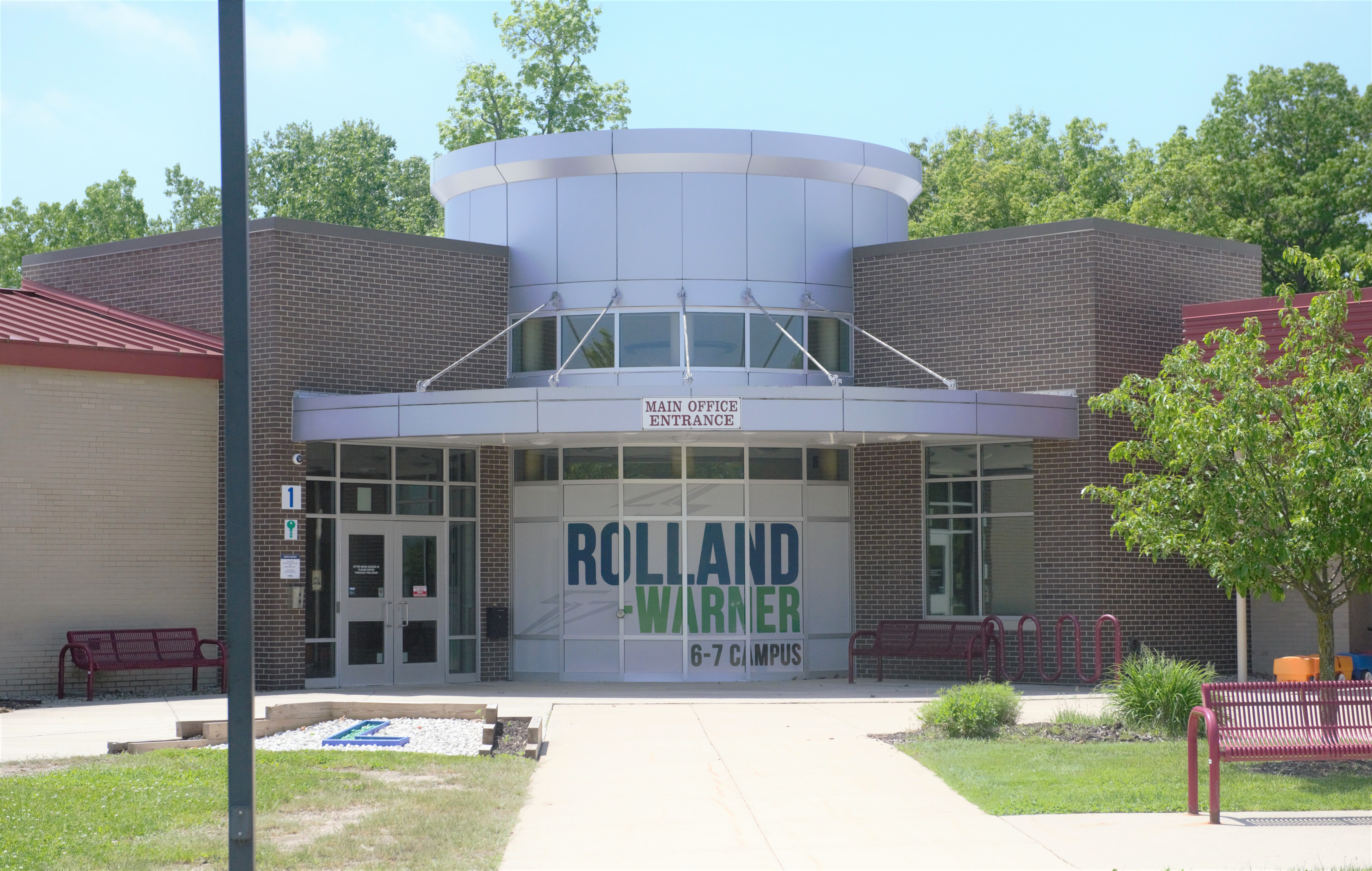 Rolland-Warner 6/7 Campus in Lapeer, Michigan