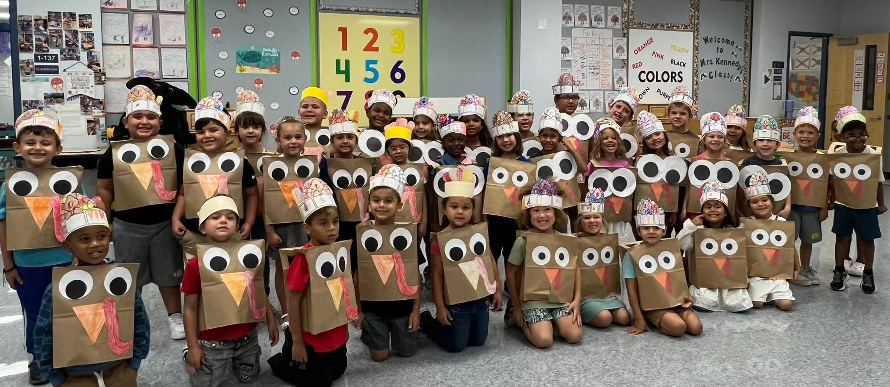 Group of kids dressed like turkeys