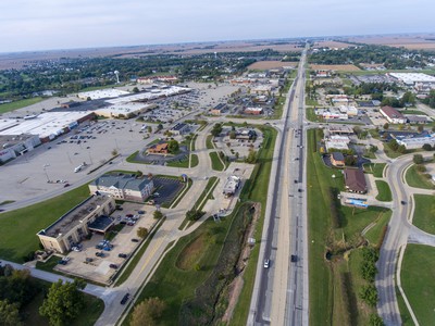 eagle eye picture overlooking the village of forsyth, illinois