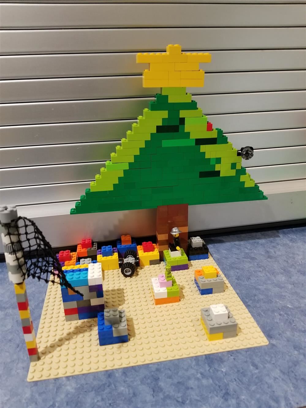 lego christmas tree