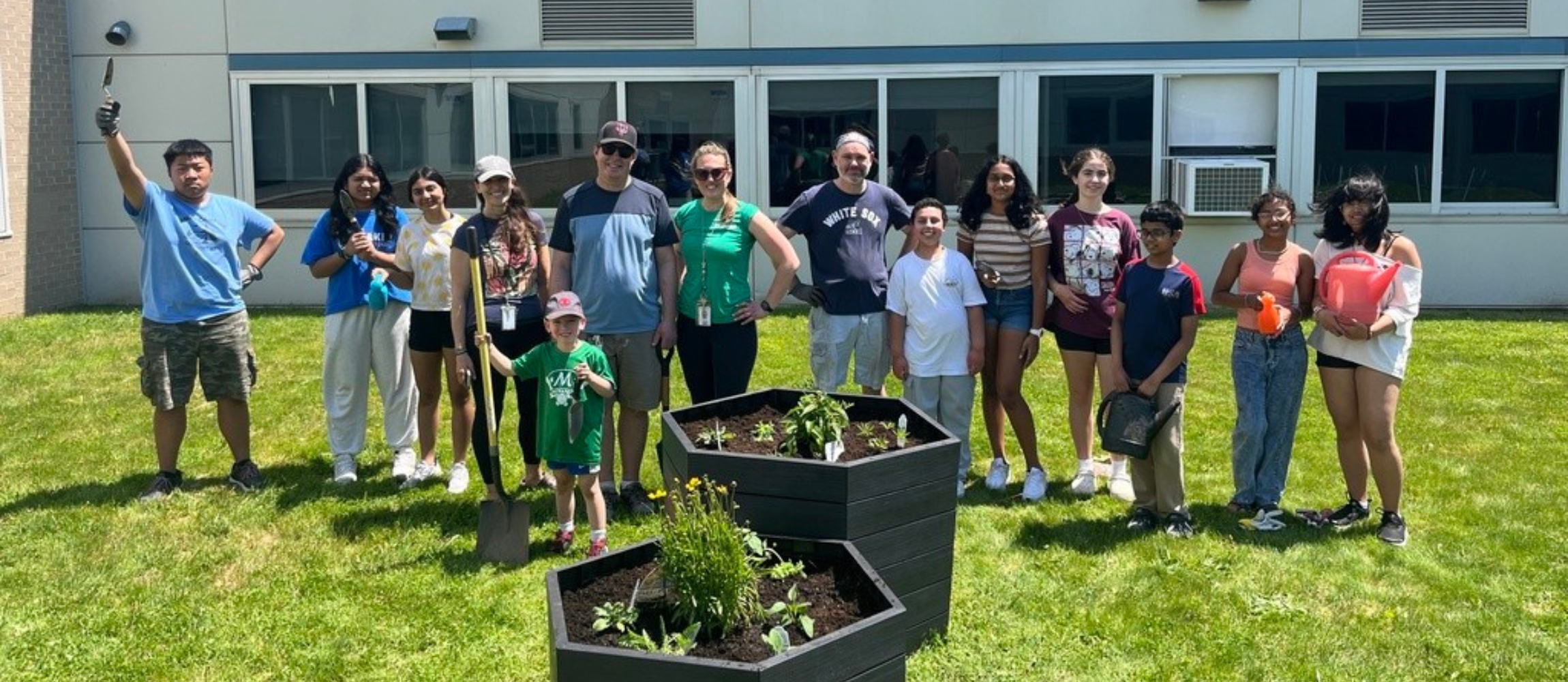 Shaker Middle School Participates in Day of Service!