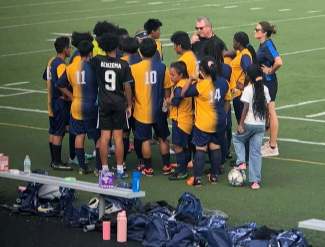 LHS soccer huddle