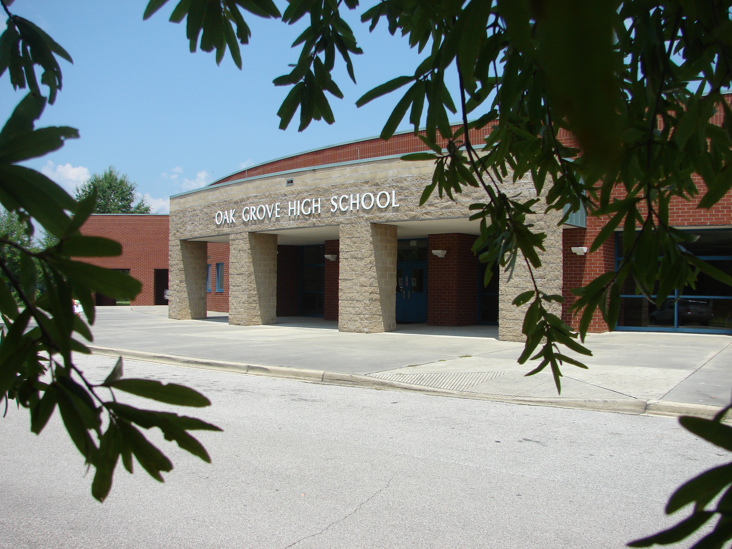 Front entrance to Oak Grove High School