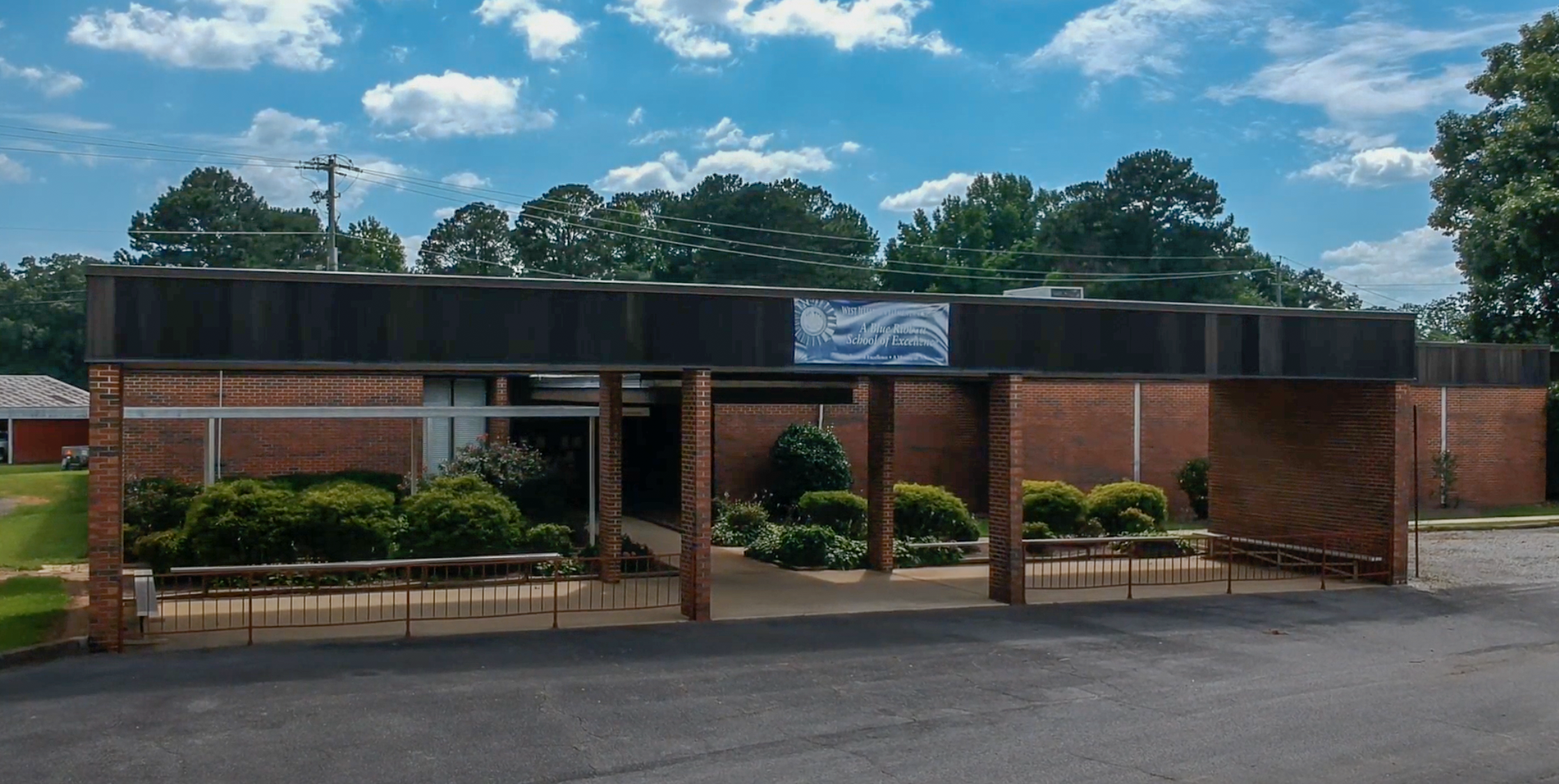 Front image of West Jefferson Elementary School