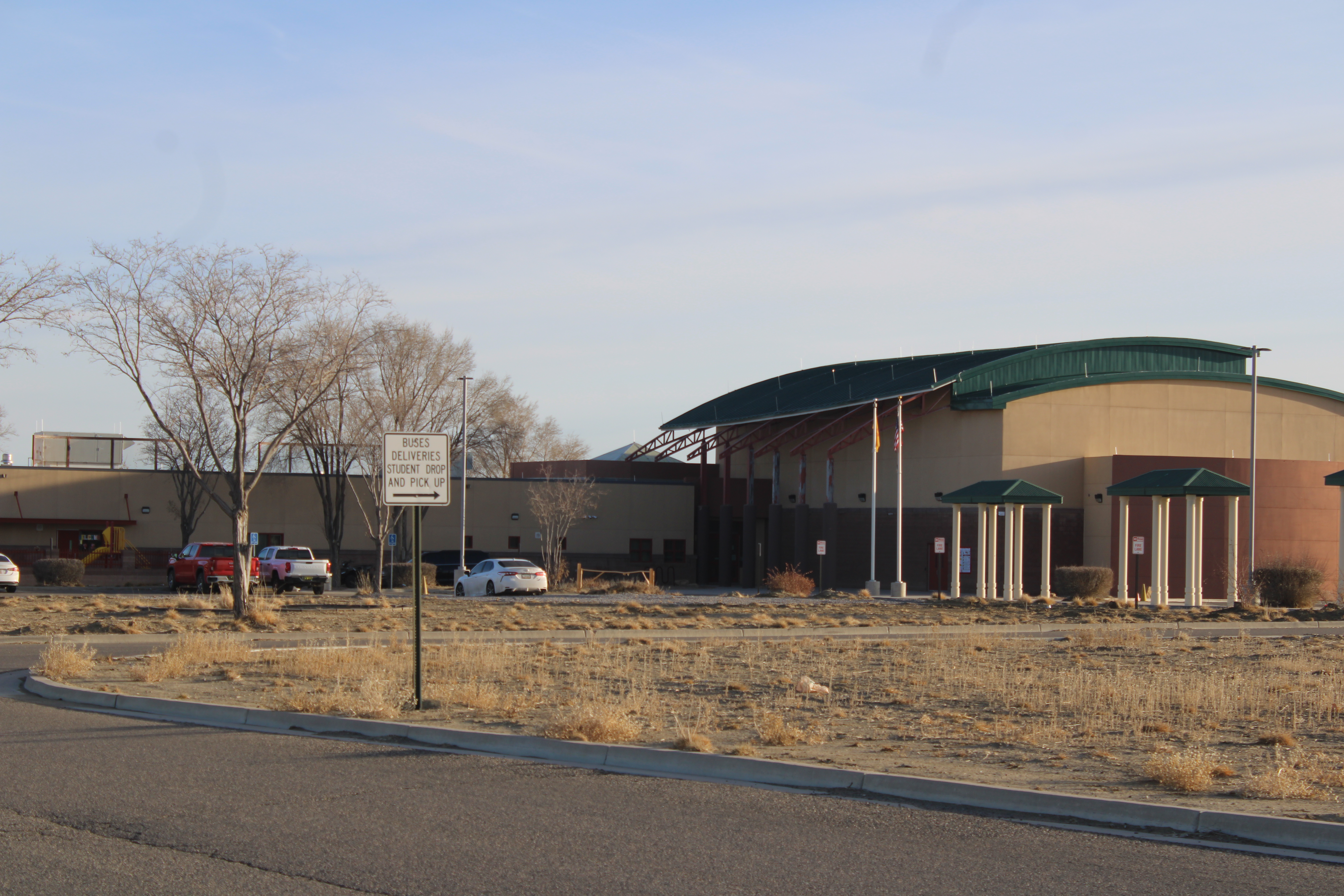 Twin Lakes Elementary Building