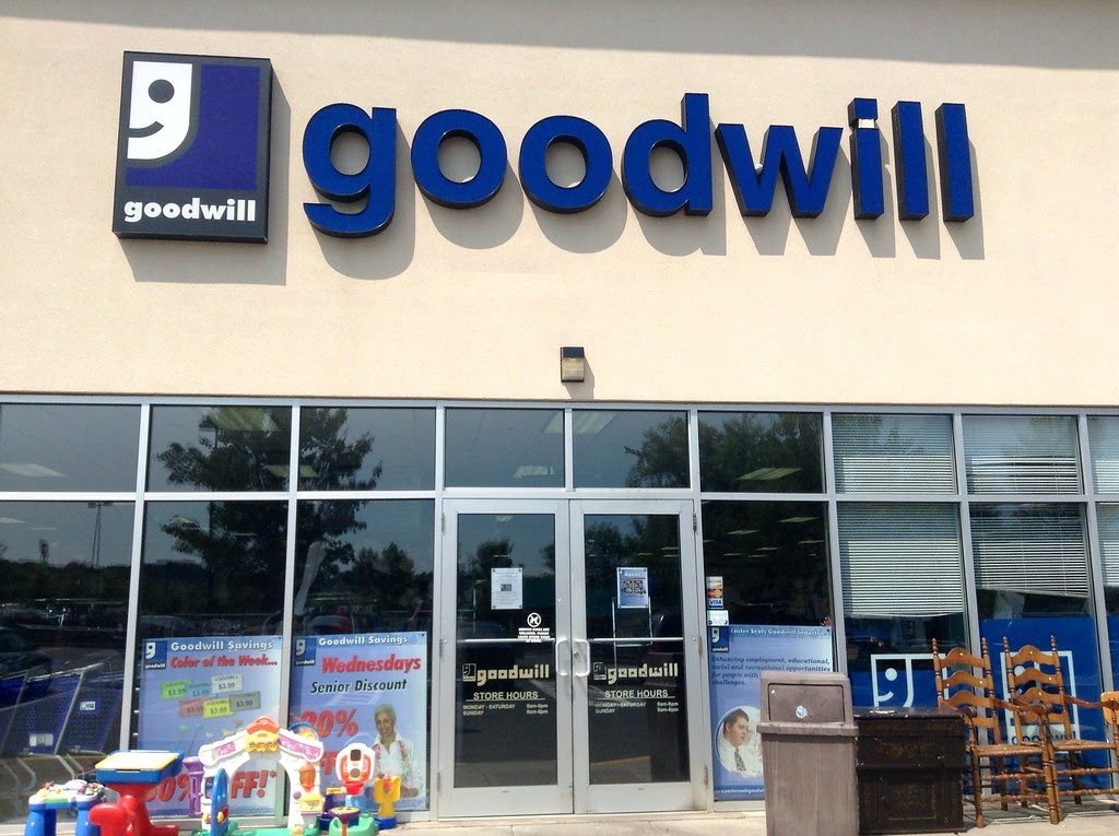 goodwill store building