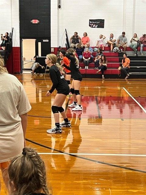 girls playing vollyeball