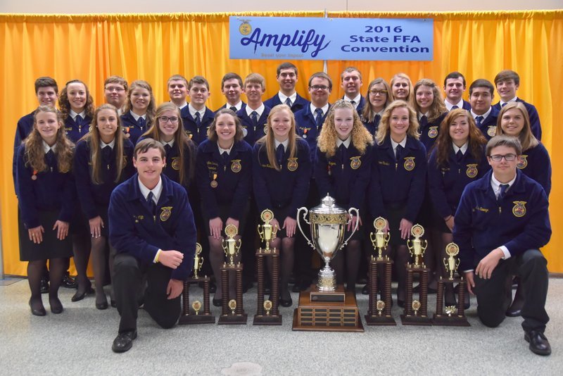 2016 State FFA Convention Team with their trophies