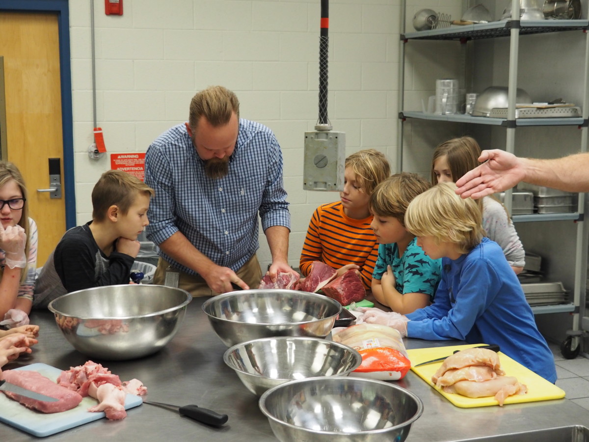 Preparing food at school