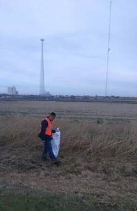 Student Council cleaning-up Hwy 86 in Bovina