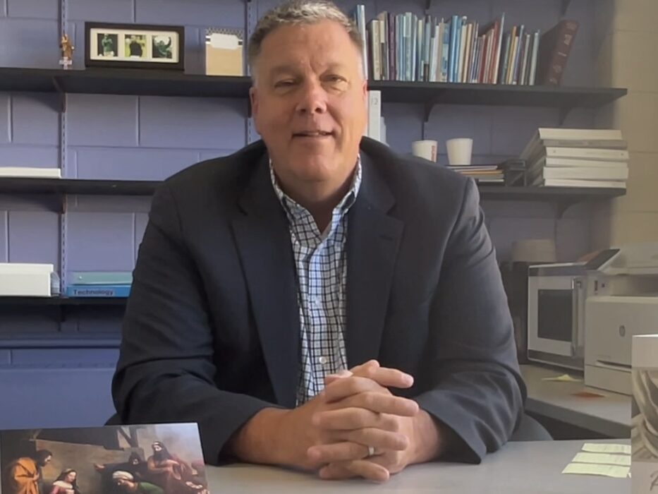 Thomas Newton – Principal