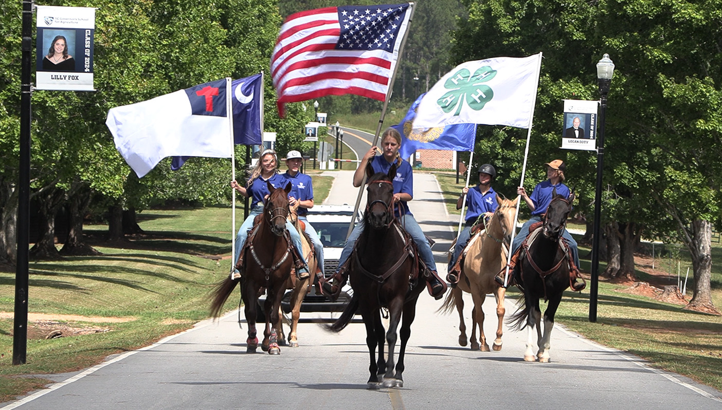 Equine students lead Superintendent Ellen Weaver onto our campus for a visit.