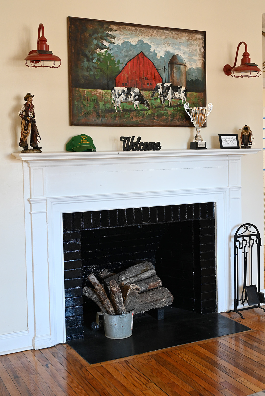 The entrance hall at Abbeville residence hall