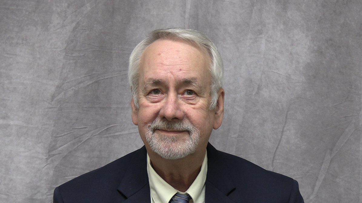 Ronald M Davis