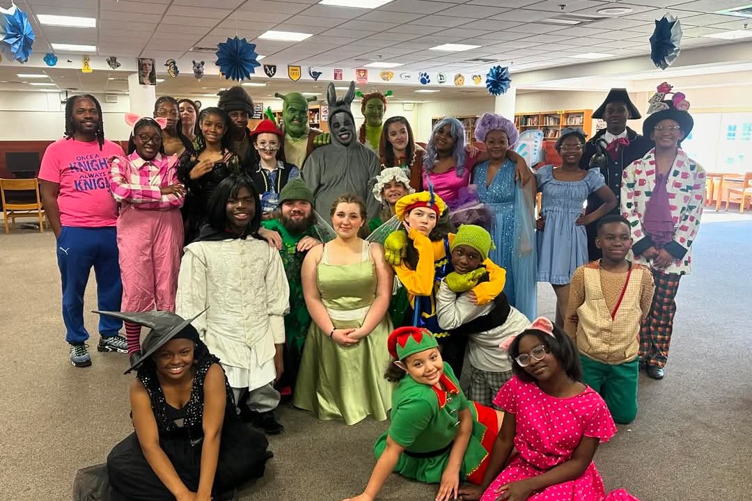 Group picture of Shrek cast in costume