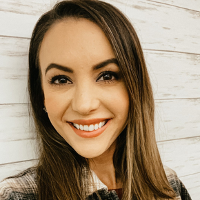 Kaitlin Marshall headshot