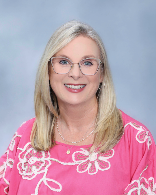 Maggie Coate headshot
