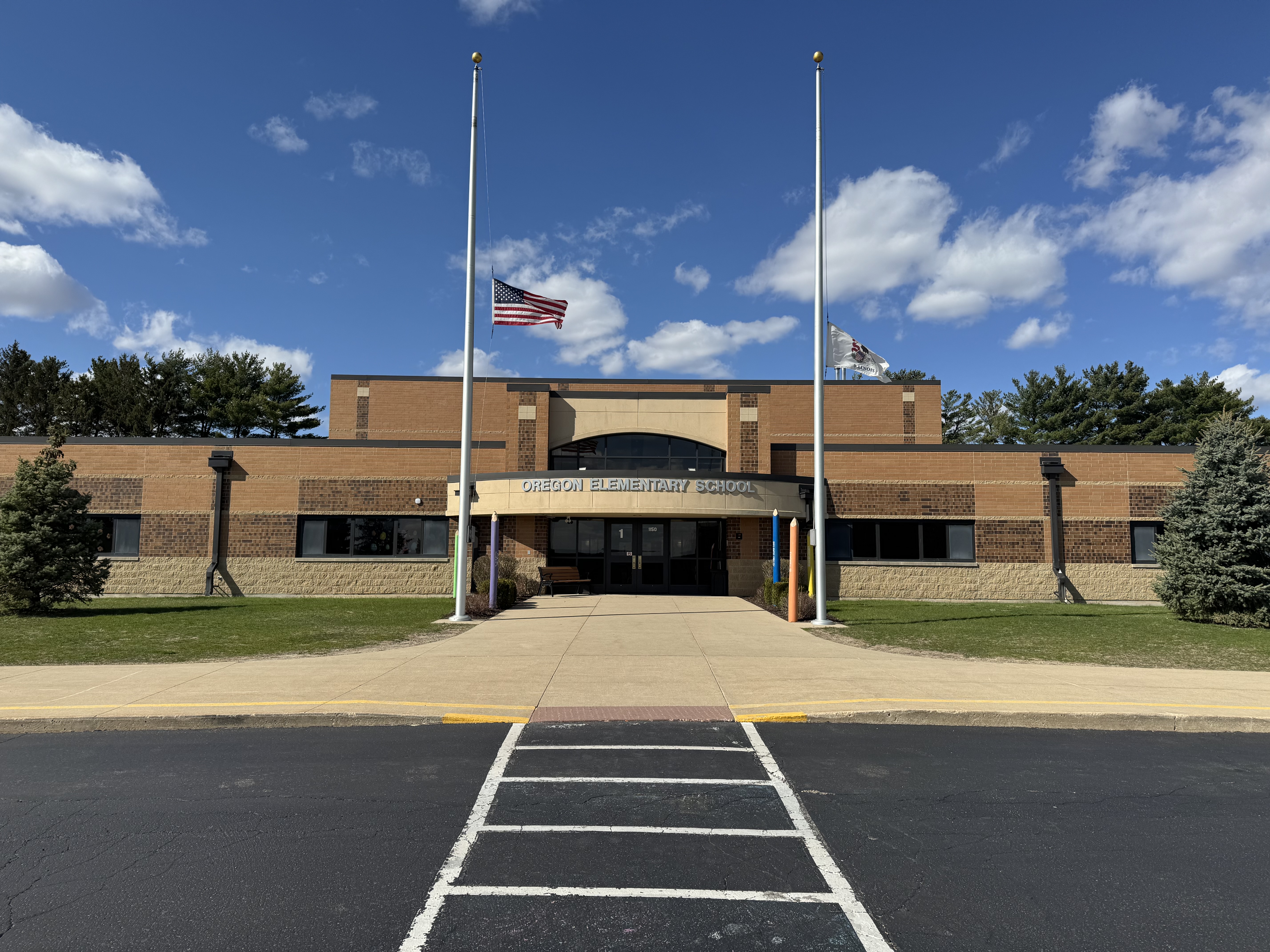 picture of Oregon Elementary School