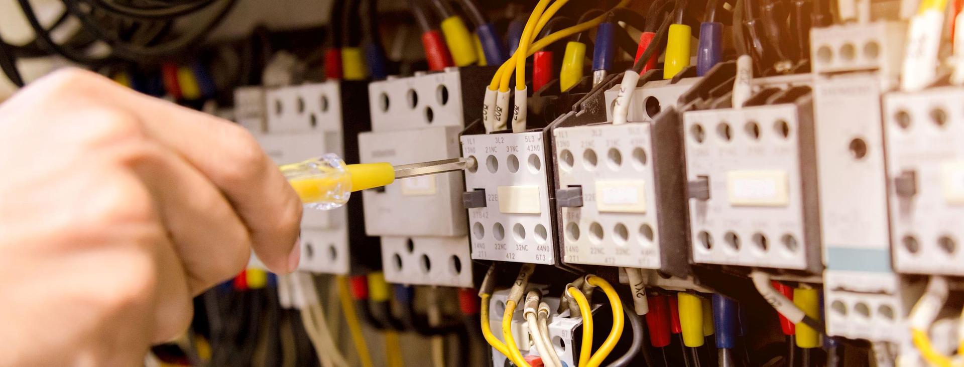 Ladder Logic & Motor Controls