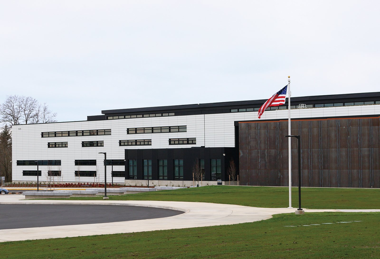 discovery hs front