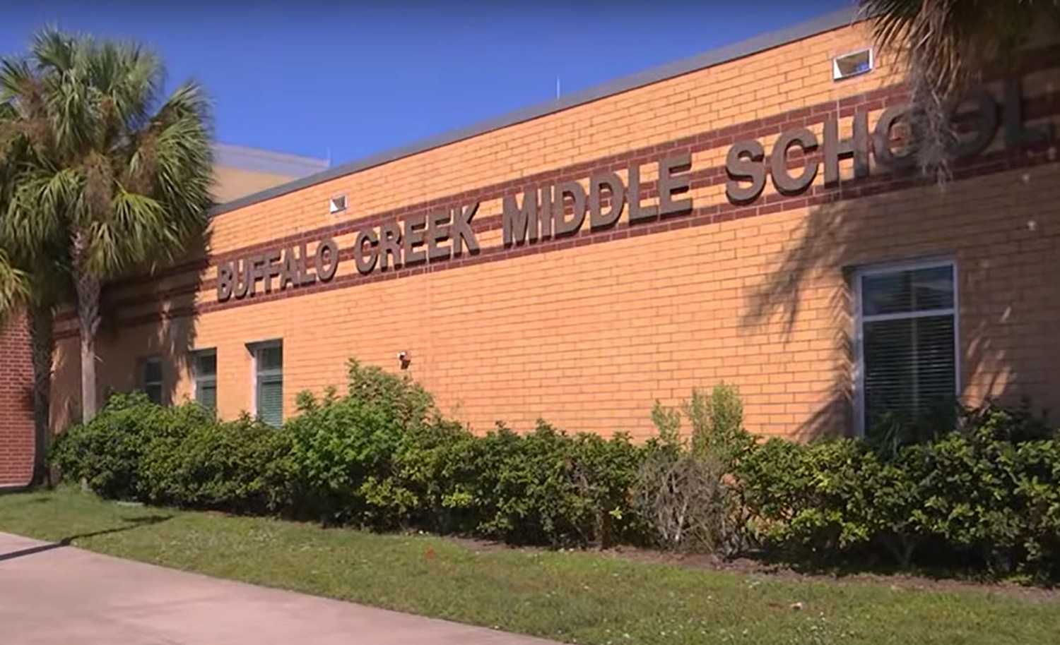 Buffalo Creek Middle School sign