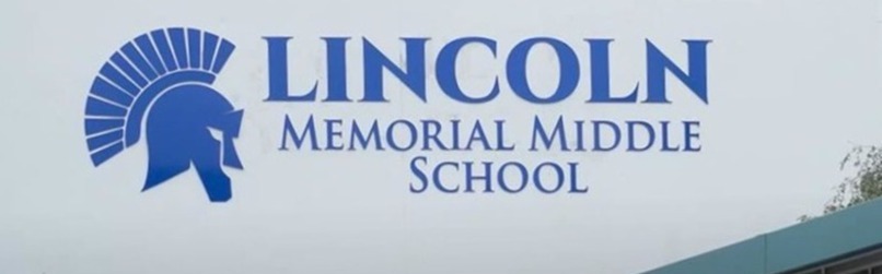 Lincoln Memorial school sign