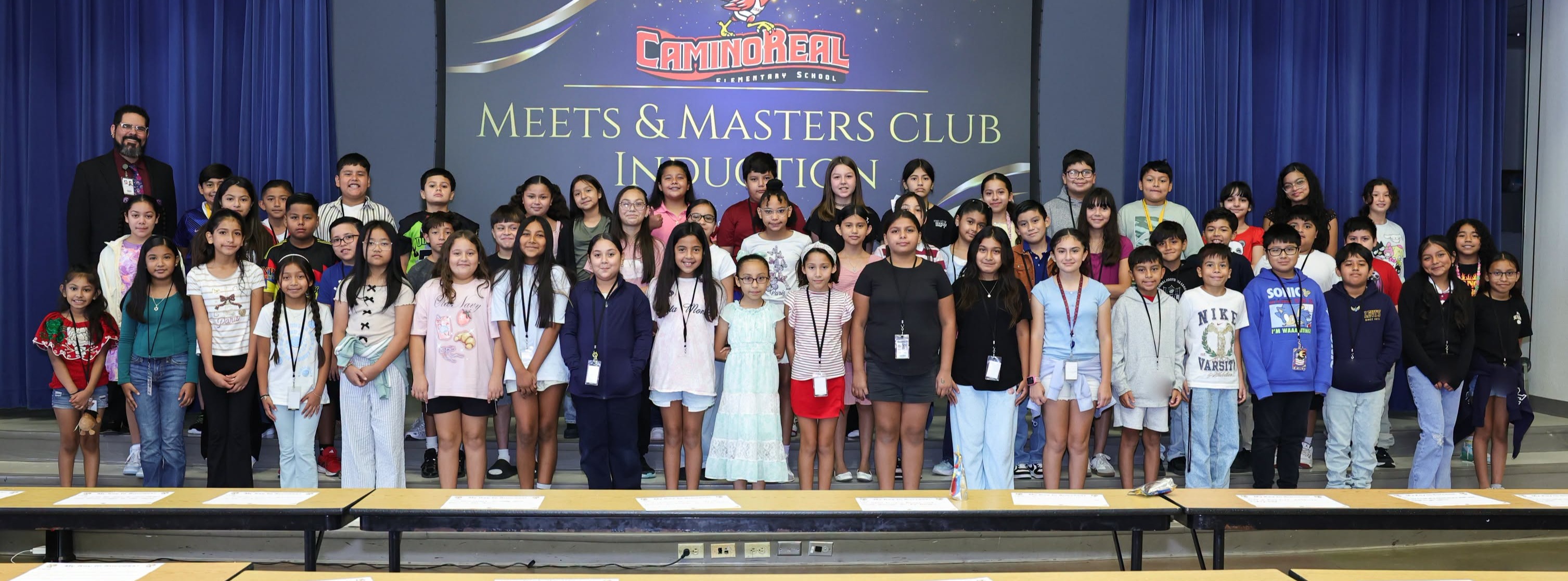 A large group of students standing for a group photo.