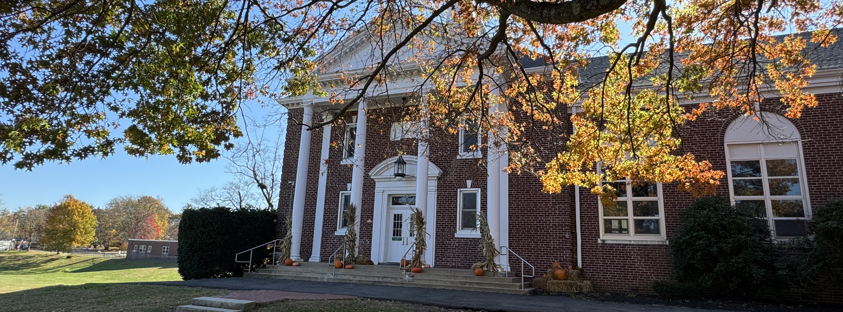 Oak Street Elementary School