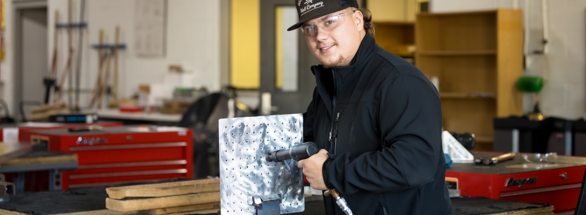 Aircraft Structures student