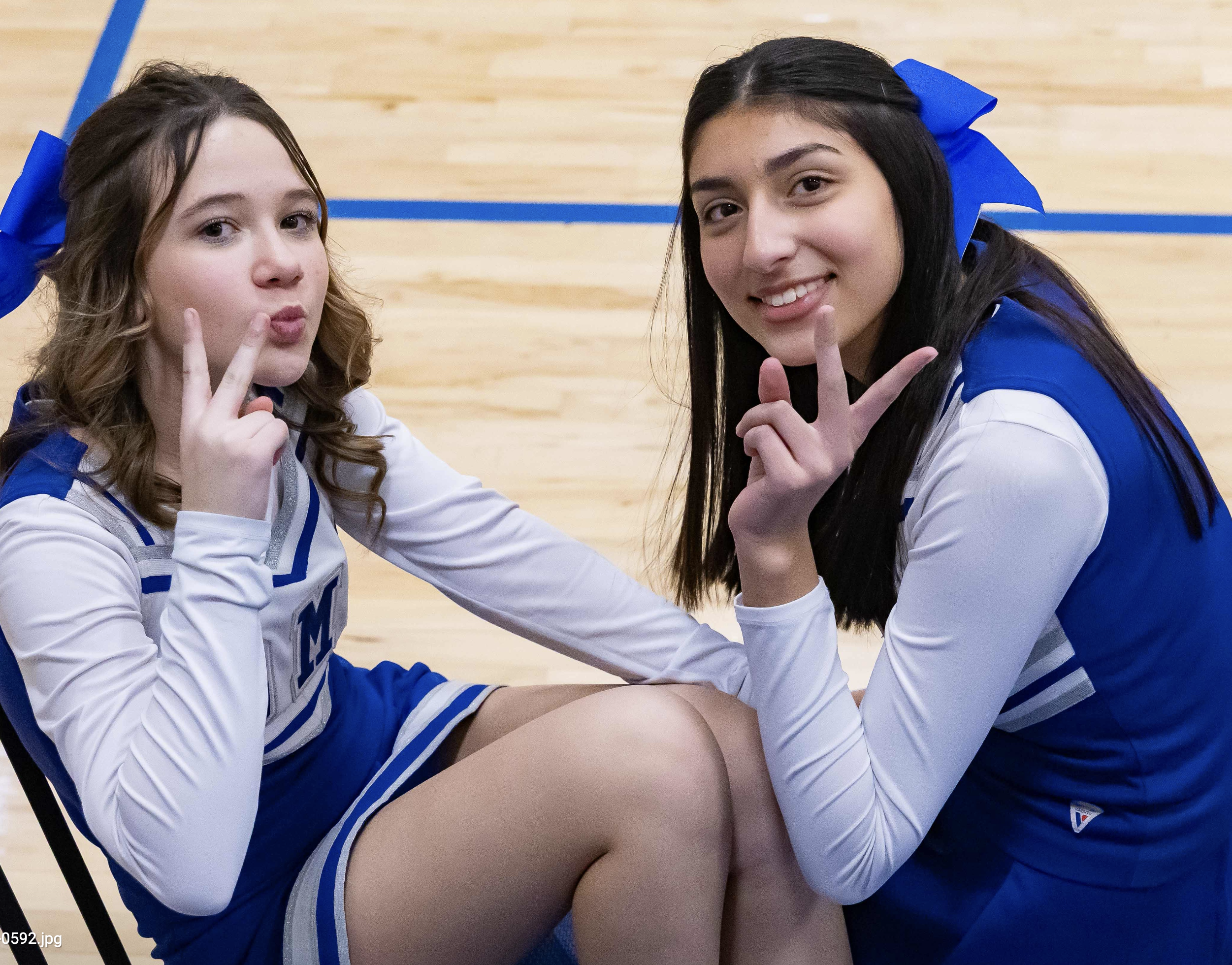 Middle School Basketball Cheerleading | Defiance Middle School