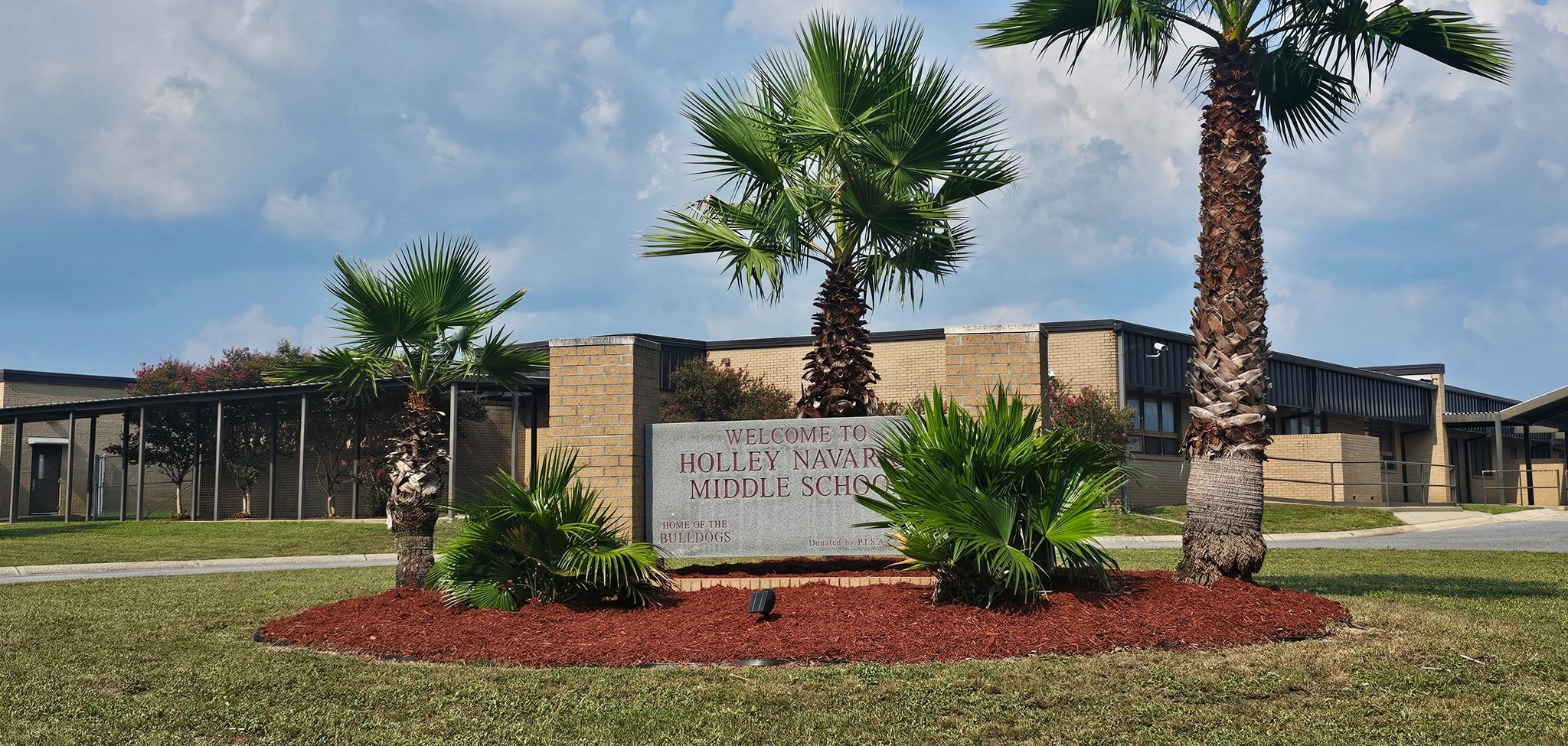 Holley Navarre Middle School building