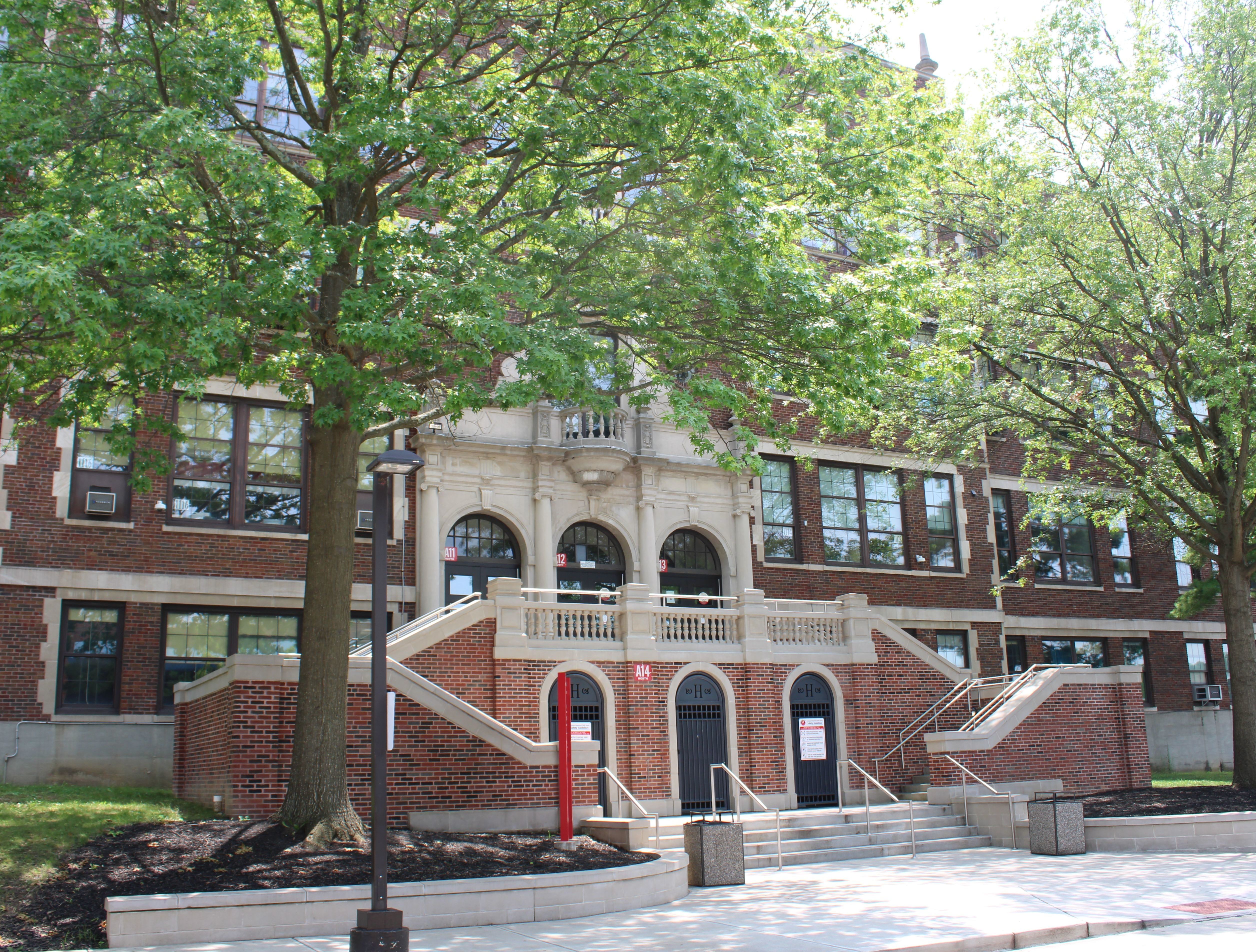 Holmes Middle School