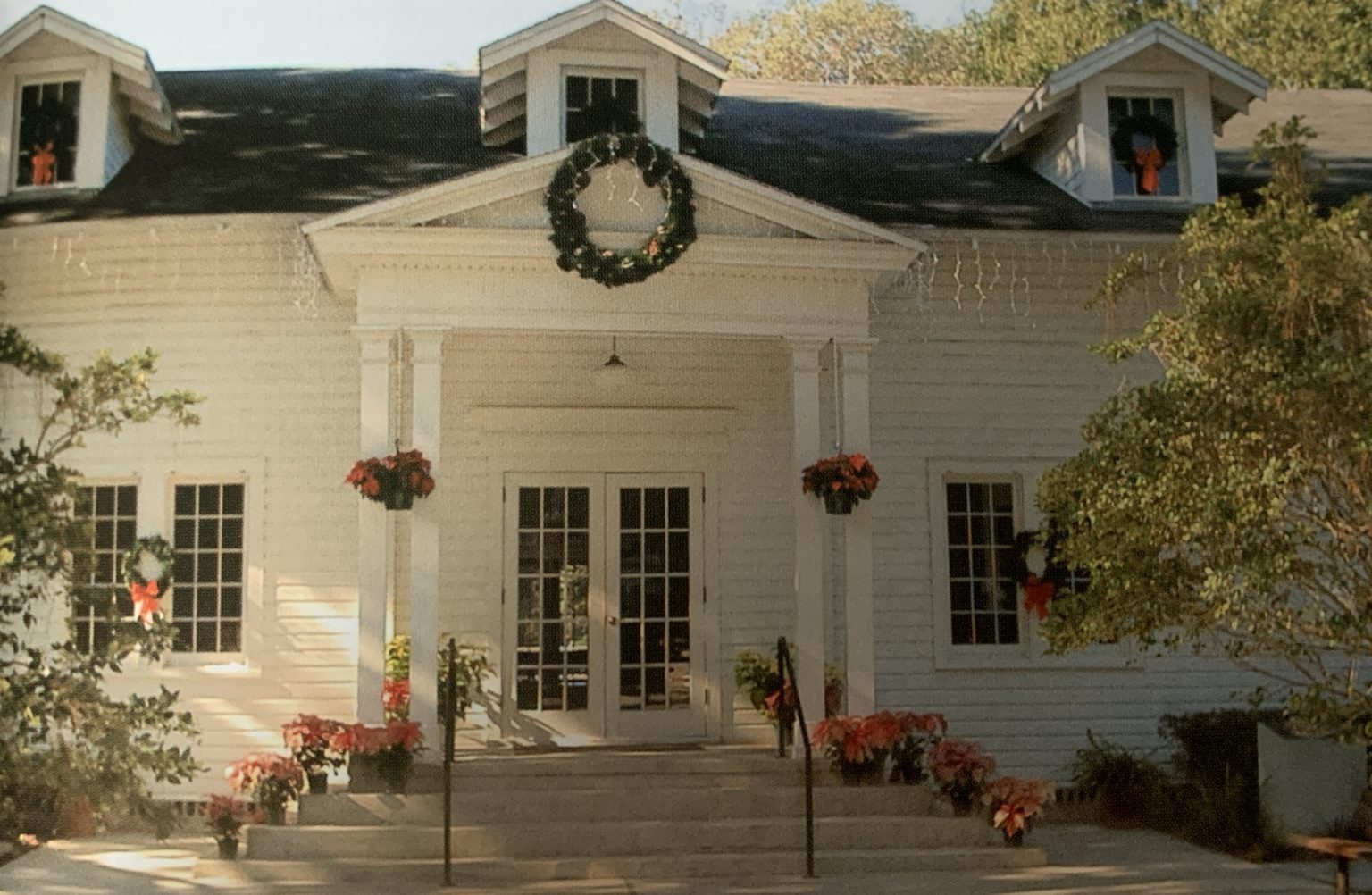 Town Hall decorated, 1990s. Image from Carl Patterson’s “Windermere Among the Lakes.”