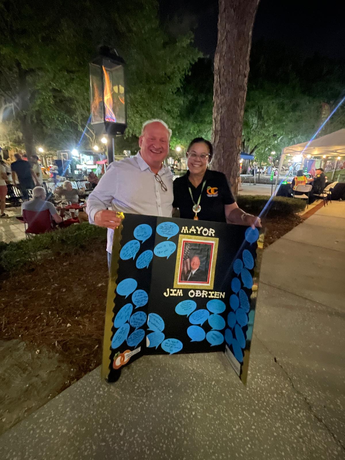 Mayor Jim O'Brien and the Windermere Library Queen