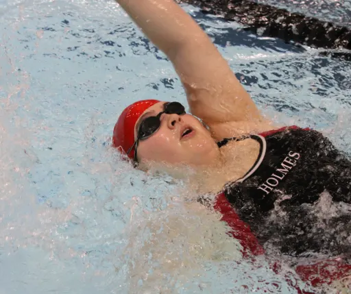 girl buttefly swimming 