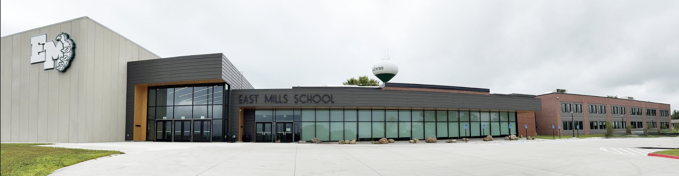 East Mills School Building