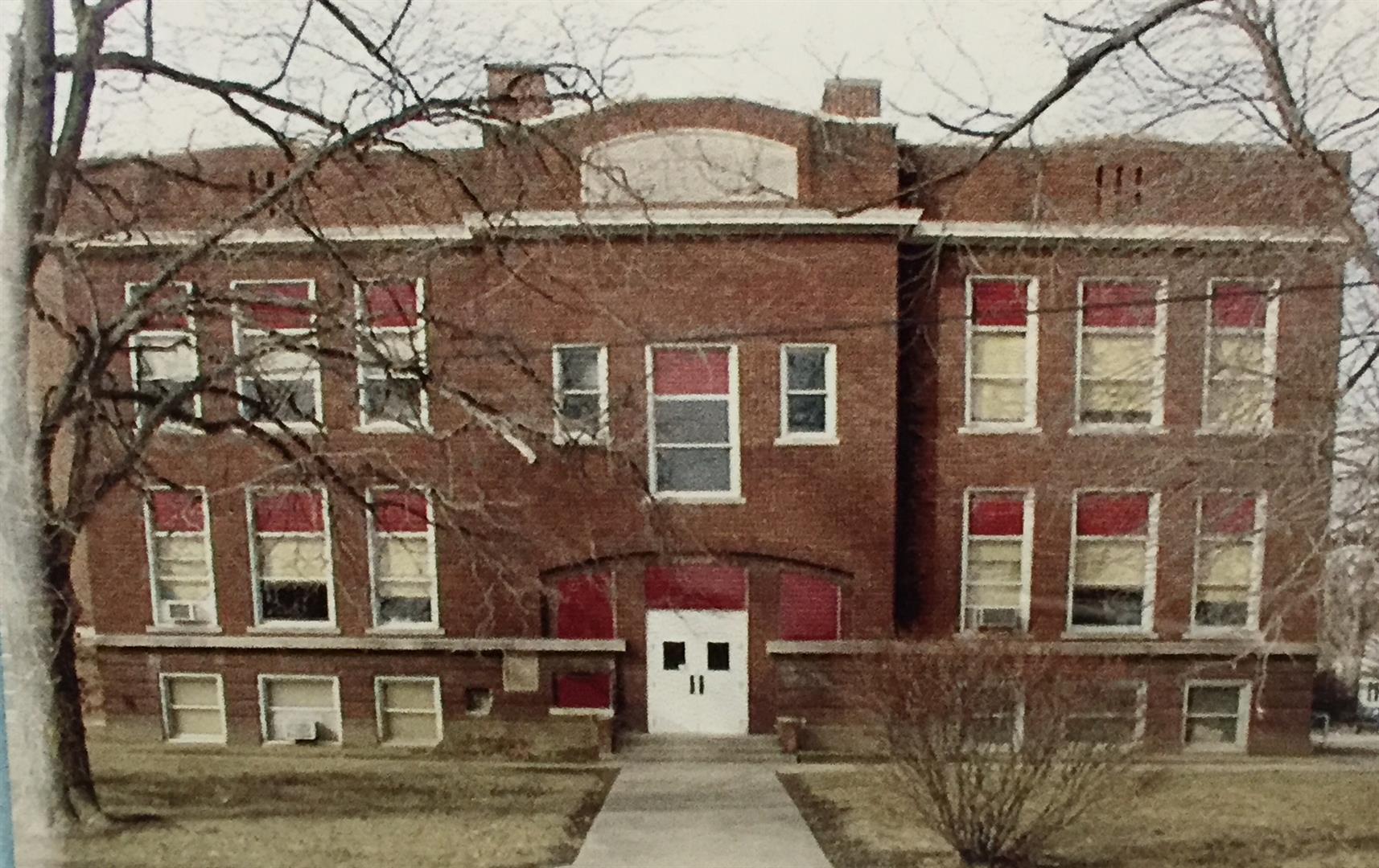 Photo of CLARKSBURG school.