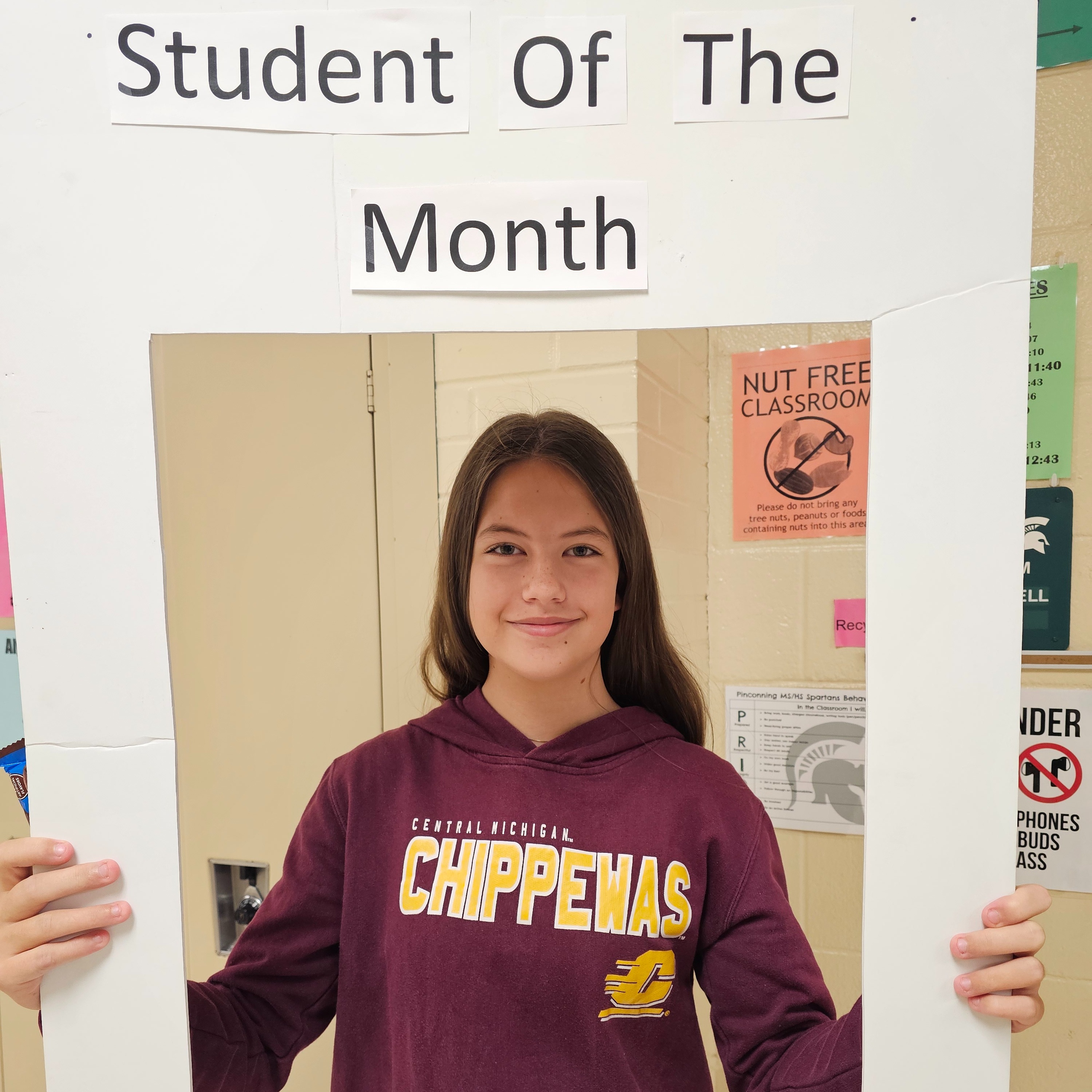 8th grade female student