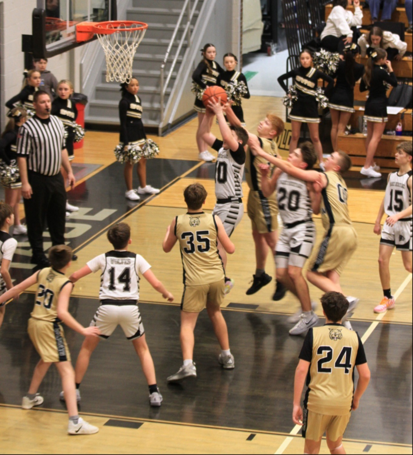  basketball players on the court