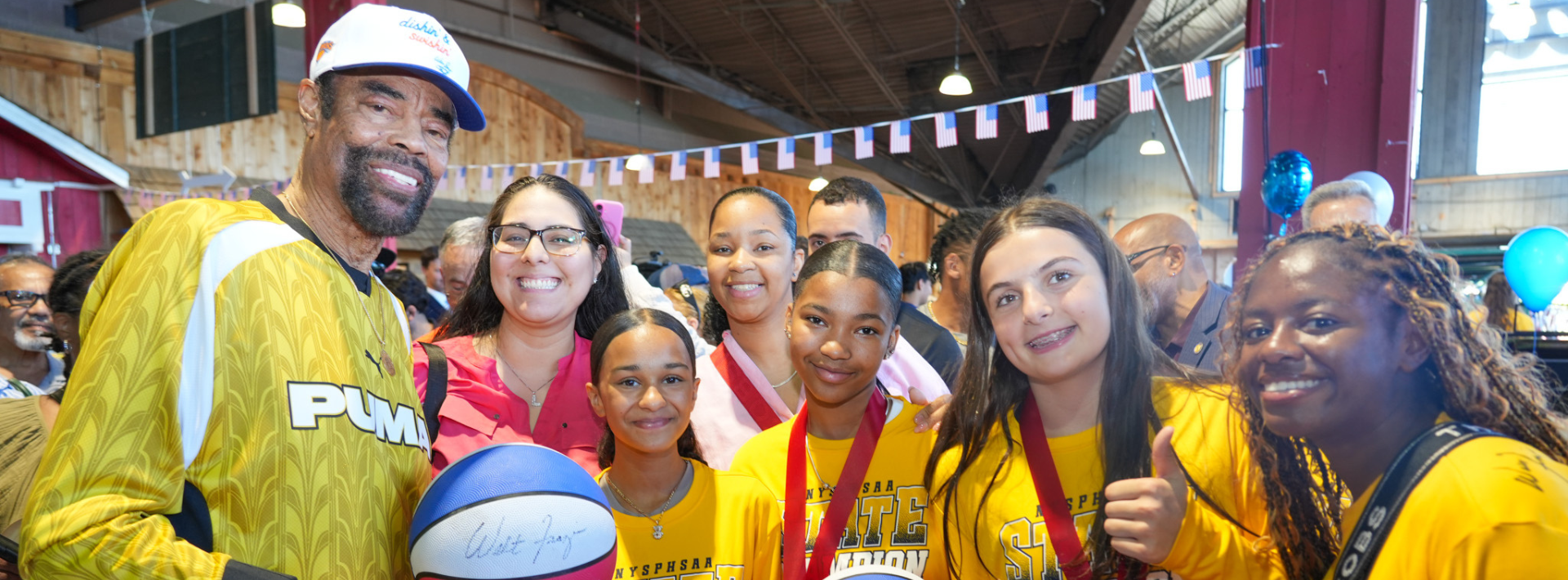 Knicks Legend Walt Frazier Salutes Yonkers Montessori Academy State Champs At Stew Leonards