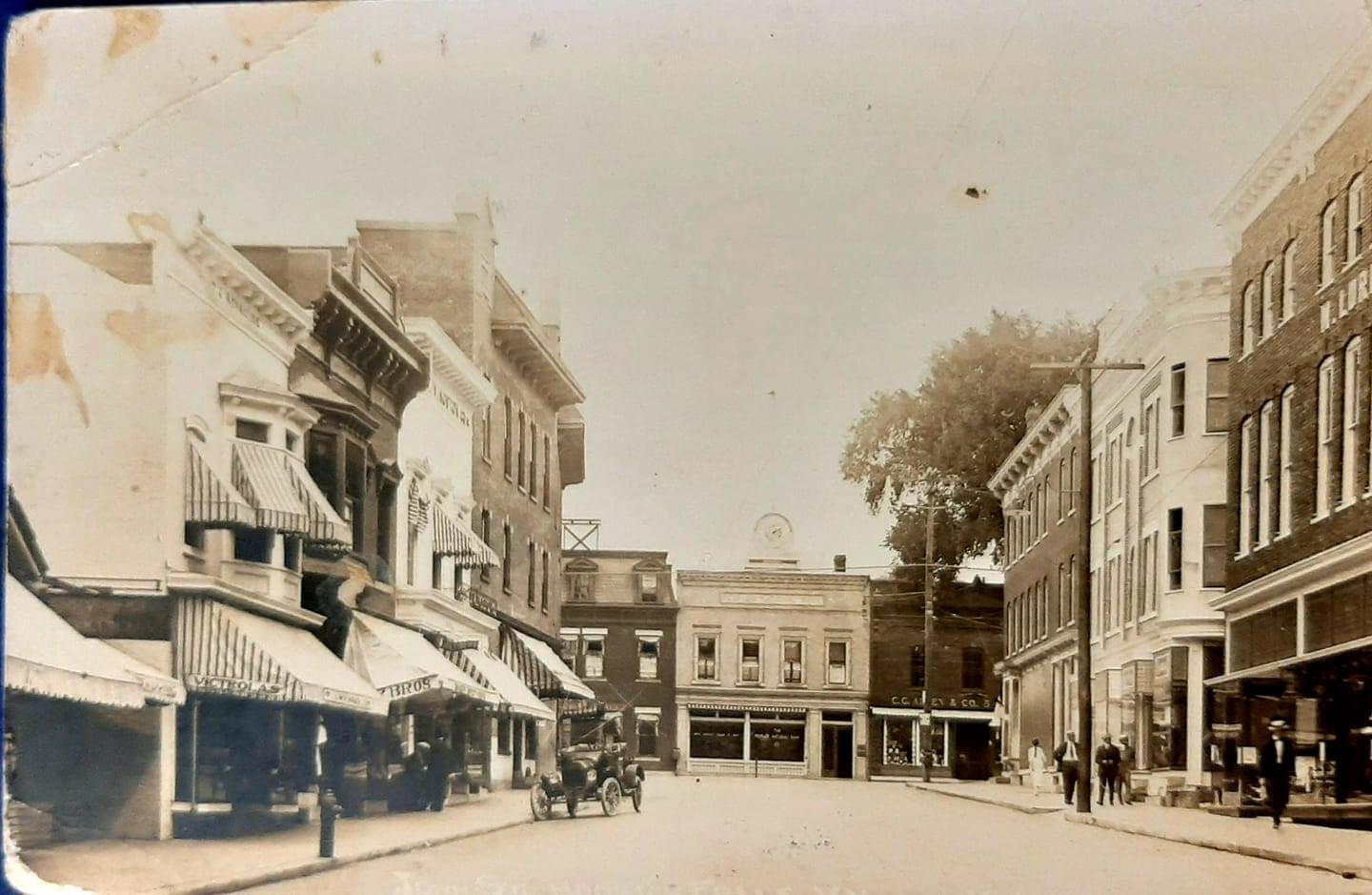 HISTORY IN TOWN