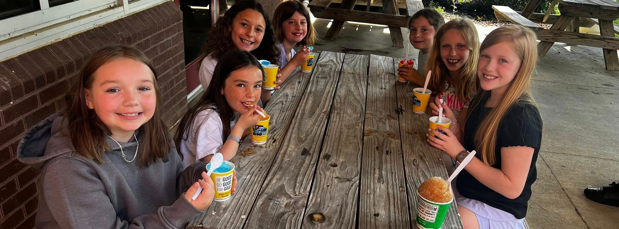 3rd graders eating kona ice