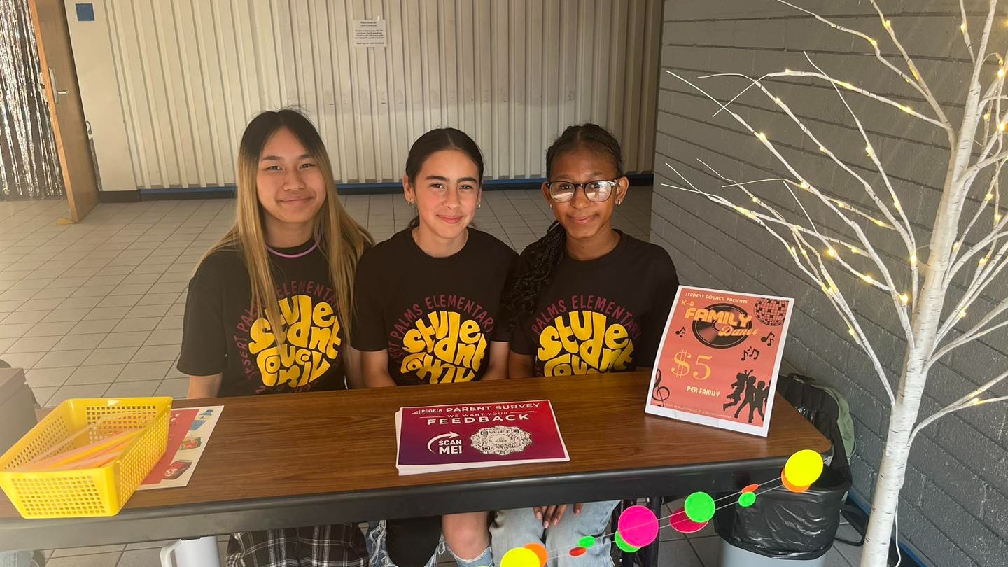 Pic of Student Council set up at a table