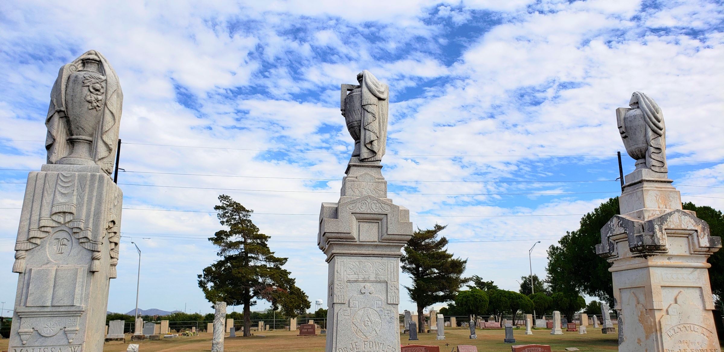 statues