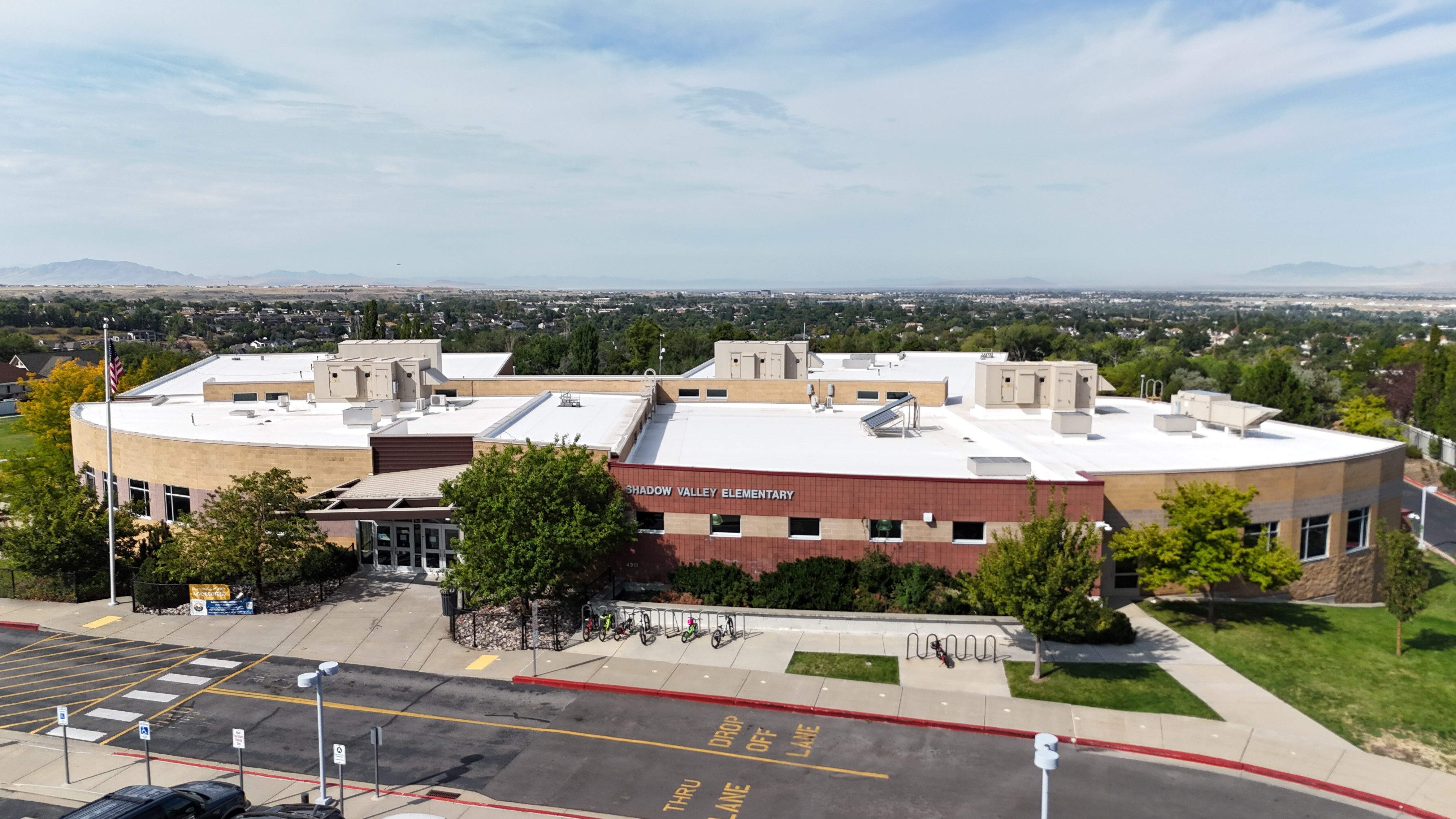 Shadow Valley Elementary School Exterior