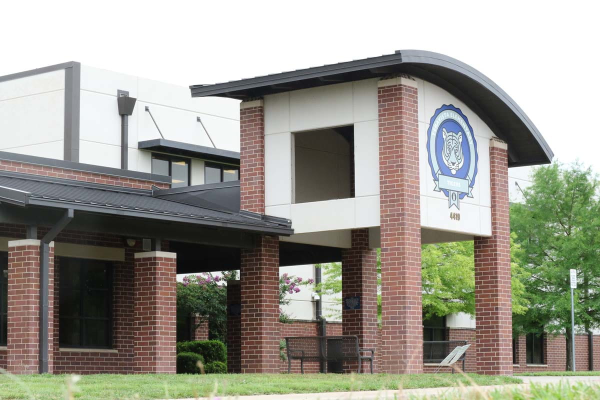 Teravista Elementary School facade