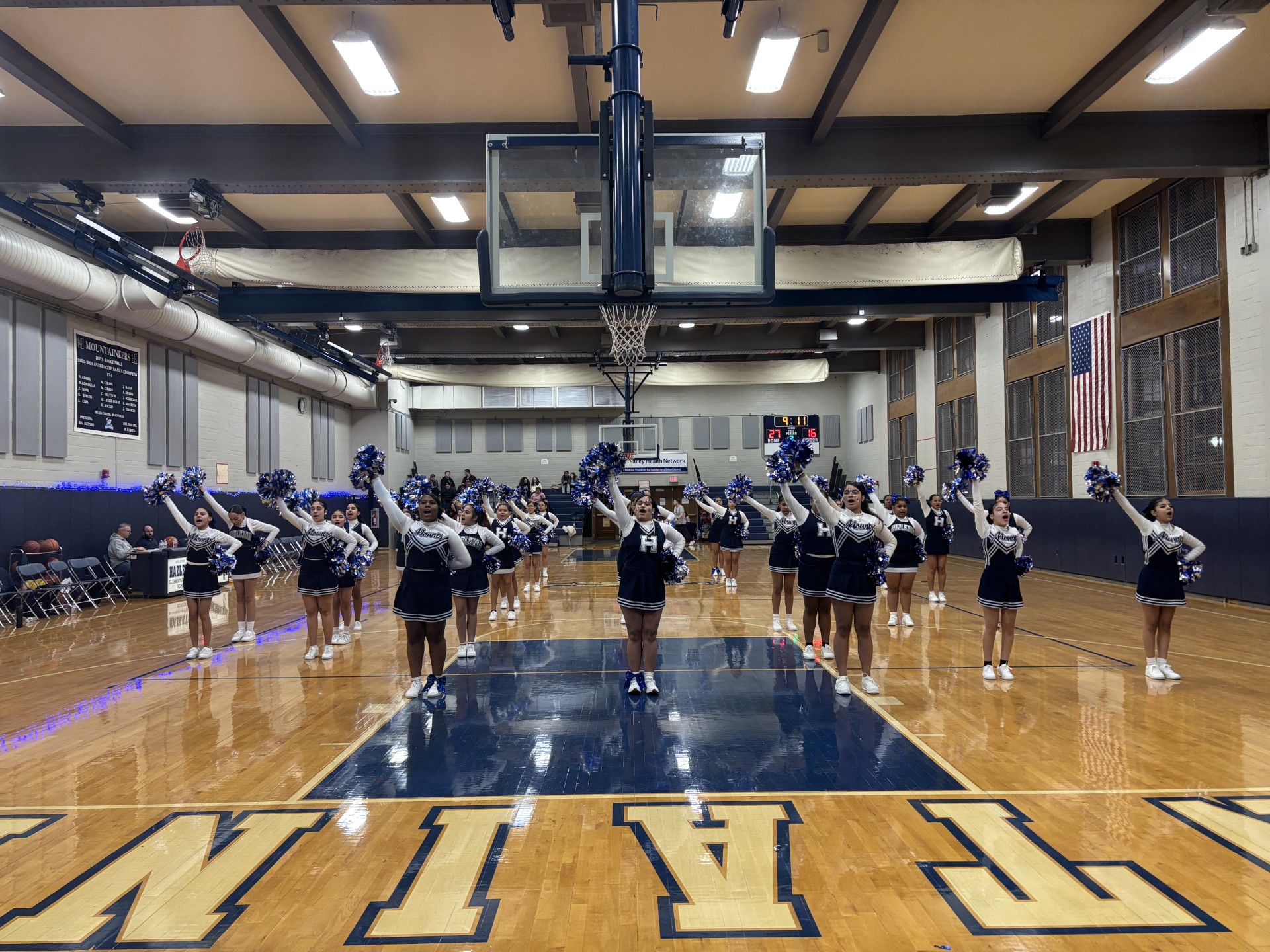 Cheerleading | Hazleton Elementary / Middle School