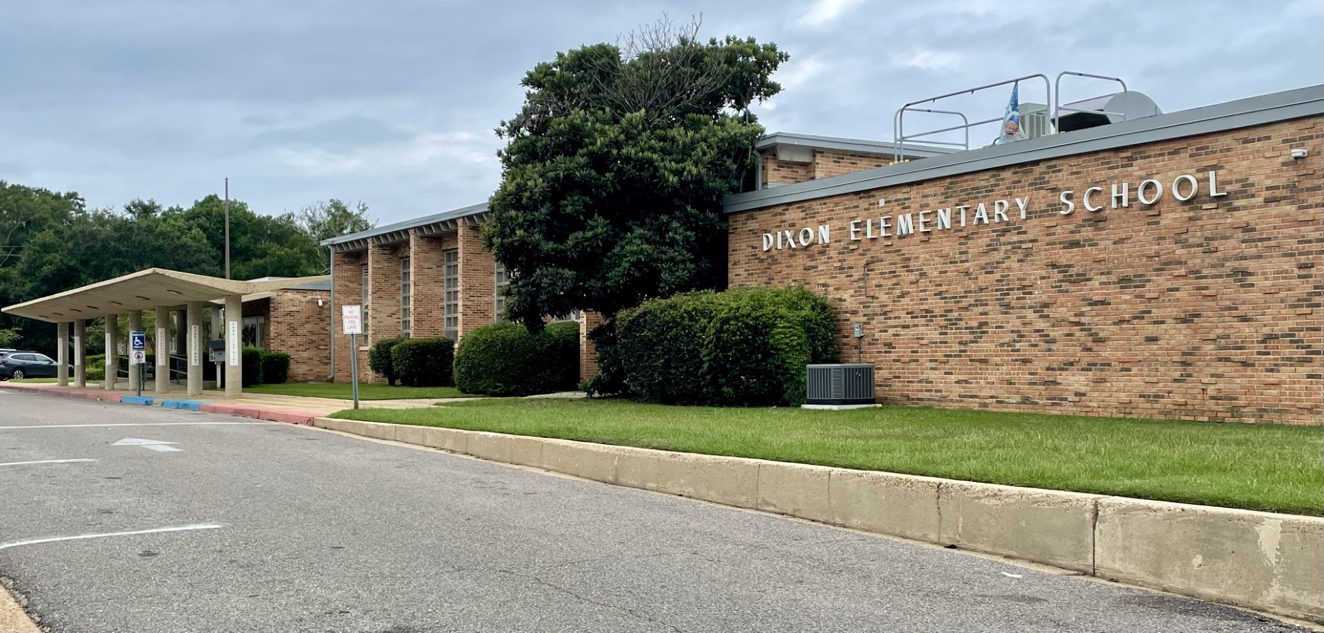Dixon Elementary School