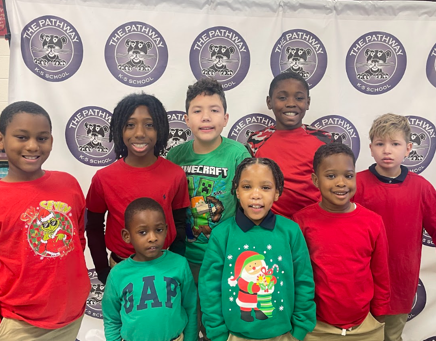 students wearing their christmas colors