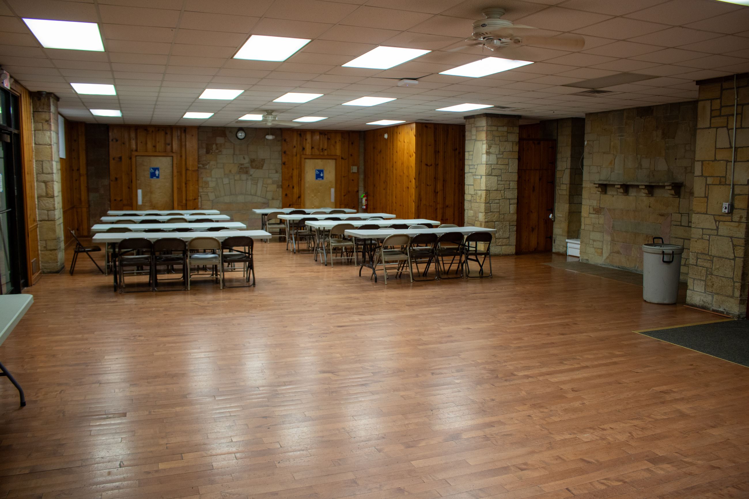 Pictures of the facilites and services available in Clague Cabin